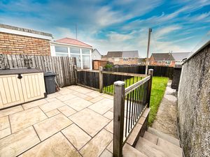 Photo 11- click for photo gallery